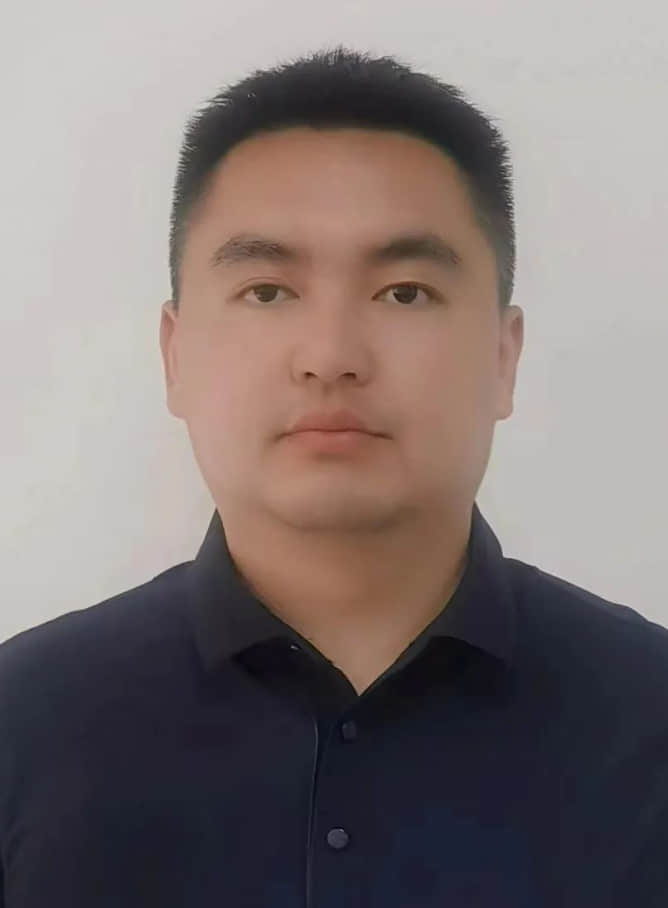 黄家传.jpg